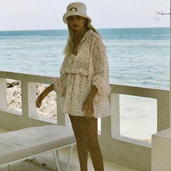 Long-Sleeve Oversized Sabo Skirt Dress - Picture 2 of 6